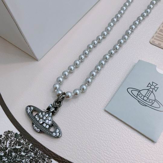 Vivienne Westwood necklace 12lyh149